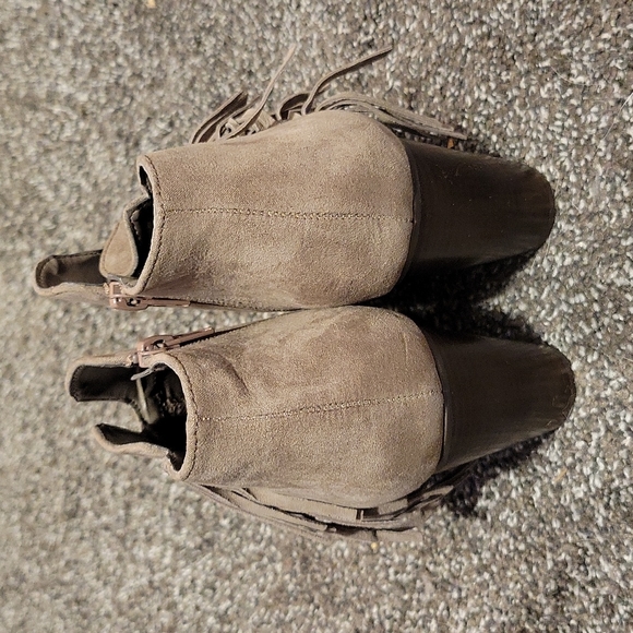 Carlos Santana Tempe Ankle Boot Size 8 - Picture 2 of 3